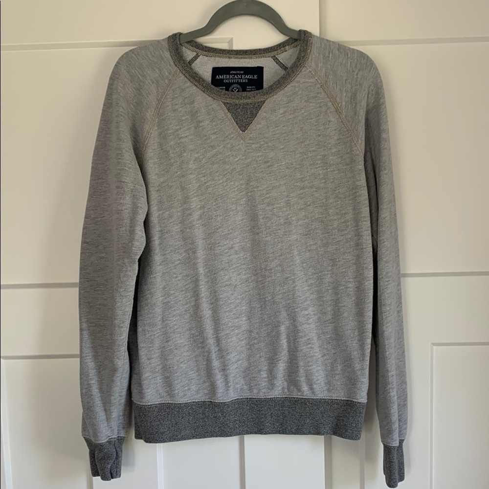 {American Eagle Outfitters} Gray Sweatshirt